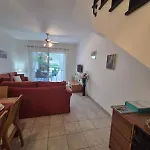 2 Bedroom Townhouse Lower Paphos Cyprus פאהיה