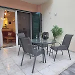 2 Bedroom Townhouse Lower Paphos Cyprus * פאהיה