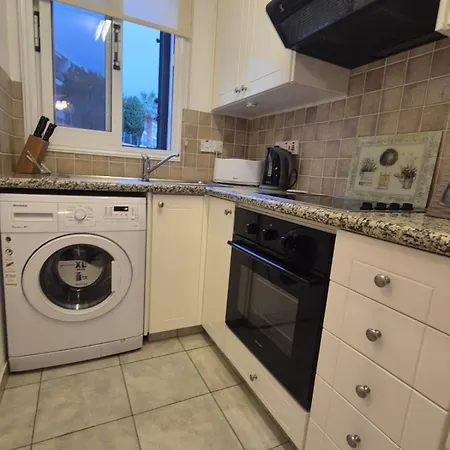 2 Bedroom Townhouse Lower Paphos Cyprus * Peyia