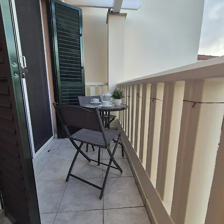 Casa de Férias 2 Bedroom Townhouse Lower Paphos Cyprus *