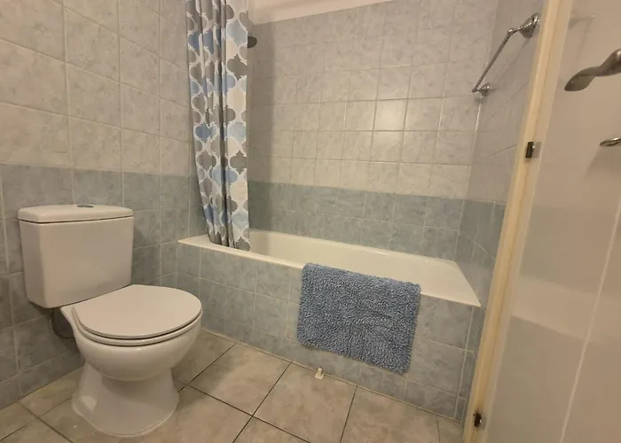 2 Bedroom Townhouse Lower Paphos Cyprus Hébergement de vacances Peyia