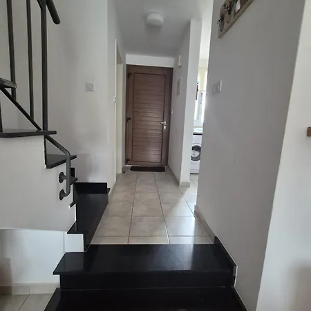 Holiday home 2 Bedroom Townhouse Lower Paphos Cyprus Peyia