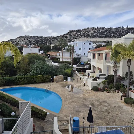 Holiday home 2 Bedroom Townhouse Lower Paphos Cyprus Peyia