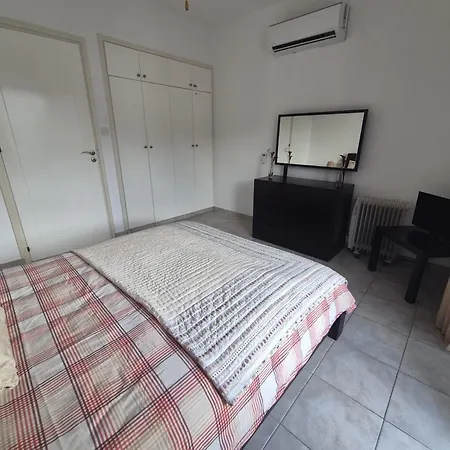 2 Bedroom Townhouse Lower Paphos Cyprus *