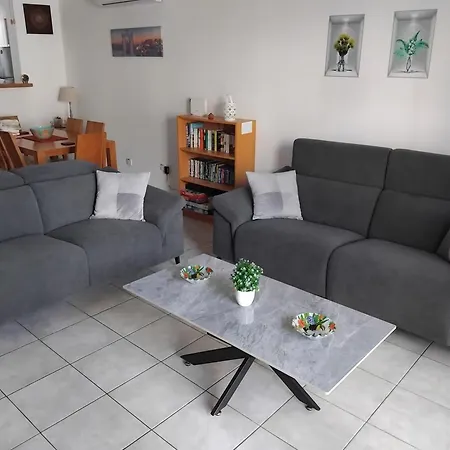 Holiday home 2 Bedroom Townhouse Lower Paphos Cyprus Peyia