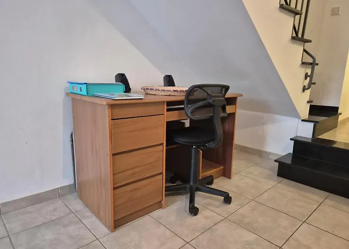 Dom wakacyjny 2 Bedroom Townhouse Lower Paphos Cyprus Peja