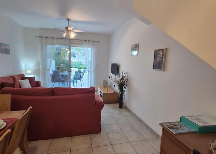 2 Bedroom Townhouse Lower Paphos Cyprus Peja